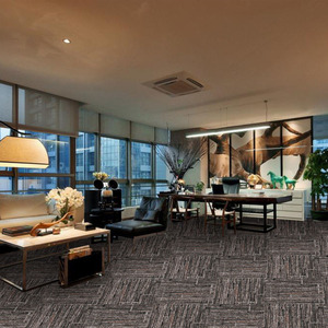 Alfombra Moderna con Diseño de Rayas Antideslizante, de Nailon con Base de PVC de 50x50cm para Oficina, Hotel y Dormitorio - Product Image 2