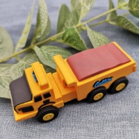 Penjualan terlaris disesuaikan ujung PVC Lori truk USB Flash Drive 16GB 32GB 64GB USB 3.0 antarmuka hadiah promosi dengan semua desain