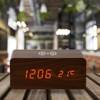 Jam Meja Pengiriman Cepat, Penunjuk Waktu, Suhu, Kalender, Kontrol Suara, Jam Alarm Digital LED Kayu dengan Pengisi Daya Nirkabel QI