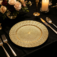 Assiette de Présentation en Plastique PP Doré/Argenté à Motif Tressé Exquis, Personnalisable pour Mariages, Fêtes, Hôtels et Événements – Style Américain – Meilleures Ventes
