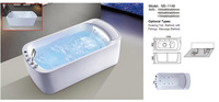 Baignoire de massage de luxe moderne blanche pour une personne, spa relaxant, bain à remous autoportant avec drain pour accessoires de salle de bain