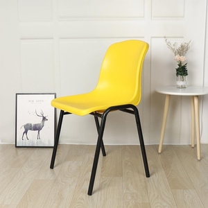 Chaises empilables modernes en plastique ergonomiques et durables avec plusieurs couleurs pour le bureau, l'école, la <span class=keywords><strong>salle</strong></span> <span class=keywords><strong>de</strong></span> classe, les salles <span class=keywords><strong>de</strong></span> conférence - Product Image 2