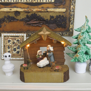 Set d'ornements <span class=keywords><strong>de</strong></span> jardin à LED Crèche Crèche Scène <span class=keywords><strong>de</strong></span> la Nativité Église catholique en bois Statue peinte en résine Sculpture d'extérieur Artisanat Anime - Product Image 1