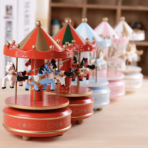 Best gifts wooden merry-go-round rotating carousel horse music box for kids