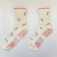 Chaussettes de Pilates antidérapantes à volants pour femmes Mignon Coton Bambou Yoga Grippy Socks Custom Pilates