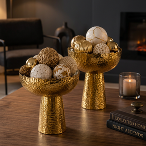 Bol décoratif en métal martelé sur piétement, centre de table, corbeille à fruits, bol d'appoint pour la maison, la salle à manger, le salon, la décoration de restaurant - Product Image 3