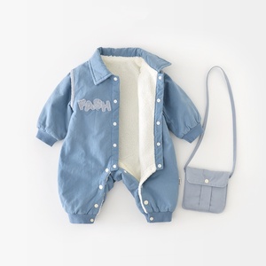 Automne et hiver bébé garçon col <span class=keywords><strong>thermique</strong></span> <span class=keywords><strong>body</strong></span> avec sac à manches longues vêtements pour bébés épaissi bébé barboteuses - Product Image 3