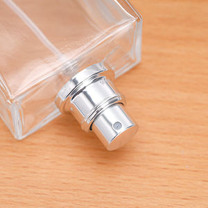 Flacone di Profumo Vuoto in Vetro Trasparente di Lusso Quadrato con Atomizzatore 30ml 50ml 100ml, Tappi a Corona e Stampa Serigrafica Personalizzata a Colori - Product Image 5