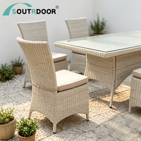 Ensemble table et chaises empilables modernes, durables, économiques, en aluminium et rotin, imperméables, pour hôtel et école, mobilier de salle à manger extérieure