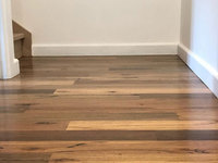 Parquet en bois d'ingénierie de grande taille de 15 mm de long, en bois de gomme tacheté, bois dur, parquet pour le marché australien