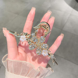 Épingle à <span class=keywords><strong>cheveux</strong></span> en métal pour femmes, <span class=keywords><strong>pince</strong></span> à griffes pour filles, branches élégantes, fleurs, Barrette, queue de cheval, perle, strass, couvre-chef, accessoires pour <span class=keywords><strong>cheveux</strong></span> - Product Image 2