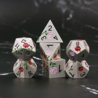 Set Dadu DND Polihedral Kualitas Tinggi dari Paduan Seng, Grosir Kustom, D4-D20, 7 Buah dalam Kemasan Kotak dengan Layanan OEM/ODM