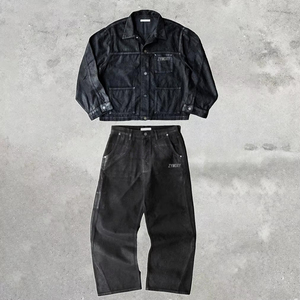 Ensemble deux pièces en jean ciré surdimensionné pour homme : veste boutonnée et jean coupe droite - Product Image 1