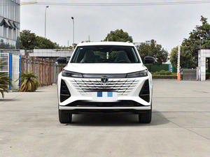 China Exporta el SUV Mediano Changan CS75PULS 2024 como un Auto Usado de Gasolina Económico - Product Image 1