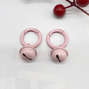 LLavero de acrílico de color caramelo caprichoso DIY campana hebilla de primavera estilo de dibujos animados de moda joyería colgante bolsa accesorios Decoración - Product Image 6