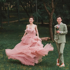 Pink Strapless Ball Gown Empire Waist Tulle Wedding Dress Red Bean Paste Color For Outdoor Travel Photography - Product Image 3