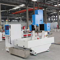Routeur CNC ATC à changement d'outil automatique robuste 6090 pour le traitement des moules métalliques, mini routeur CNC ATC pour le métal