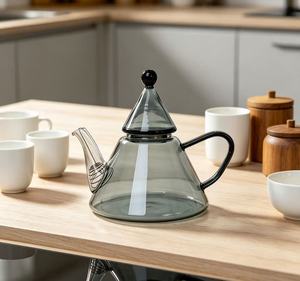 Théière en verre conique gris fumé personnalisée OEM ODM avec couvercle assorti, carafe et pichet en verre en gros pour <span class=keywords><strong>la</strong></span> maison et le café - Product Image 2