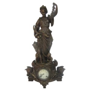 Horloge de table vintage en laiton moulé à l'ancienne, imitation française, représentant une mère partageant les fruits à ses fils, sur un mécanisme vintage Boulle - Product Image 1