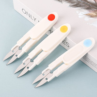 Mini ciseaux de broderie en point de croix portables, coupe-fil en forme de V avec couvercle de sécurité