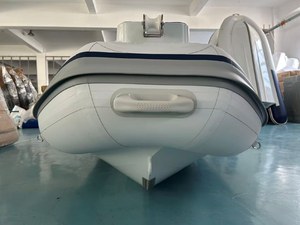 Bote Inflable Rígido REACHSEA UT360 Achilles Hypalon Gris Claro y Azul con Casco de Aluminio y Escalón en el Proa - Product Image 4