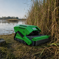 Tondeuse robotisée industrielle télécommandée avec moteur diesel 18 CV, conception sur chenilles et système de coupe à fléaux pour pentes raides