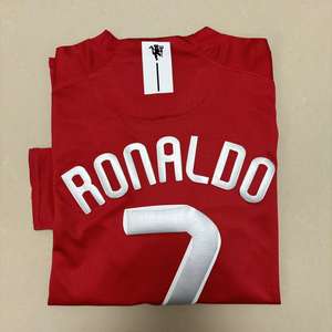 カスタム クラシック クラブ ロゴ メンズ サッカー ホーム 0708 レトロ 通気性 ポリエステル 半袖 トップ マンチェスター ユニティ - Product Image 1