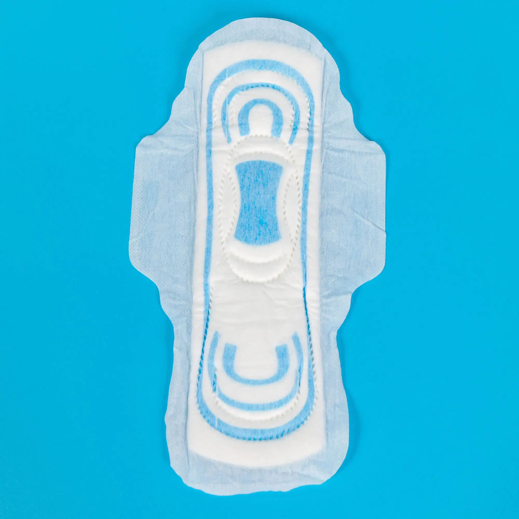 थोक मूल्य सैनिटरी नैपकिन डिस्पोजेबल सुपरशोशोषक सैनिटरी पैड 3 डी लीक गार्ड स्त्री स्वच्छता नैपकिन