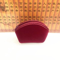 Boîte à bijoux élégante et anti-poussière en velours rouge, type coquille, pour rangement de lingots, sac à fermeture éclair, sac en brocart de jade, pour bagues