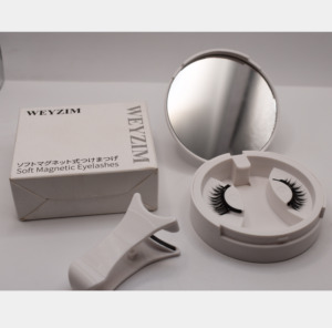 Cils magnétiques Majestic Cloud-Soft pour Déesse, 6 aimants, sans colle, en fibre de soie PBT végétalienne, qualité salon, faits à la main par des professionnels - Product Image 1