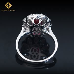 Anillo de Compromiso de Plata de Ley 925 con Diamantes, Joyería Roja en Oferta, Anillo de Piedras Preciosas de Lujo para Mujer - Product Image 4