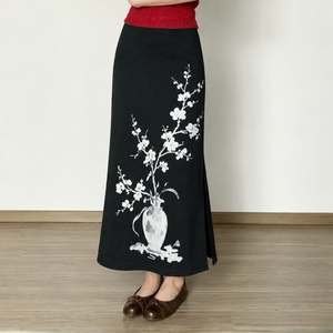 Nueva Falda Midi Recta con Estampado Floral de Pintura de Tinta China Vintage, Diseño Artístico y Elegante con Abertura Lateral, Falda Larga - Product Image 5