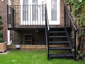 <span class=keywords><strong>Escalier</strong></span> <span class=keywords><strong>extérieur</strong></span> moderne sur mesure, design tendance, <span class=keywords><strong>escalier</strong></span> <span class=keywords><strong>en</strong></span> acier préfabriqué pour <span class=keywords><strong>extérieur</strong></span> avec marches durables - Product Image 6