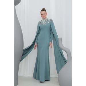 Vestido de Noche Largo con Pedrería Verde para Mujer, Marca Puane, Ideal para Eventos Formales y Ocasiones Especiales - Product Image 1