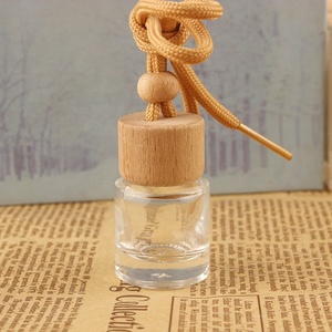 Boş 8ml yuvarlak şişe araba parfüm difüzör asılı yuvarlak şişe ahşap kapak - Product Image 1