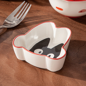 Ensemble créatif de vaisselle en céramique moderne pour couple, motif dessin animé Instagram rétro fille mignonne, compatible micro-ondes, vente en gros - Product Image 5