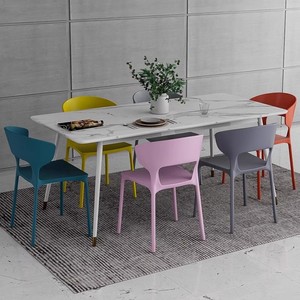 Sedia da Pranzo Impilabile Economica in Stile Nordico, Sedie Colorate in <span class=keywords><strong>Plastica</strong></span> per Bar e Caffetterie, Mobili da Esterno in <span class=keywords><strong>Plastica</strong></span> - Product Image 4