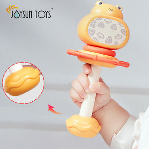 Petits <span class=keywords><strong>hochets</strong></span> Maracas de grenouille sautante bébé secoueur marteau de sable jouet 2023 nouveaux jouets de Joysun jouets - Product Image 2