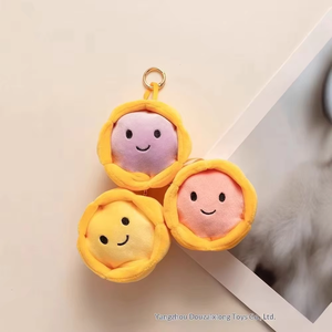 Lindo y adorable mini colgante de peluche con forma de tarta de huevo, muñeco de tela de dibujos animados, amuleto para bolso y llavero - Product Image 4