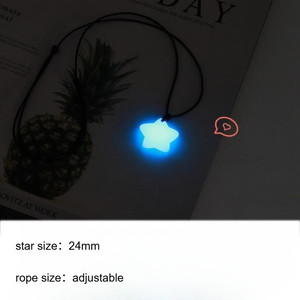 Colliers pentagramme luminescents pour femmes et hommes, pierre lumineuse, étoile porte-bonheur, collier de couple, cadeaux pour étudiants - Product Image 5