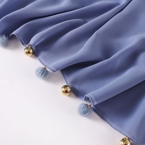 Hijabs en mousseline de soie de couleur unie avec boule poilue, nouvelle conception fantaisie, écharpe de tête musulmane islamique de luxe - Product Image 6