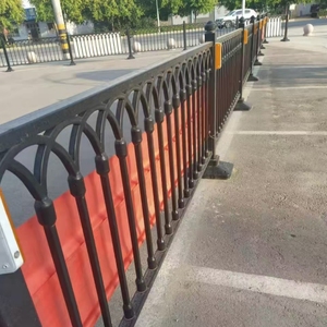 Barrières <span class=keywords><strong>de</strong></span> sécurité routières municipales <span class=keywords><strong>de</strong></span> haute qualité, barrières <span class=keywords><strong>de</strong></span> trottoir, barrières <span class=keywords><strong>de</strong></span> protection extérieures, barrières <span class=keywords><strong>de</strong></span> circulation, barrières <span class=keywords><strong>de</strong></span> séparation routière - Product Image 4