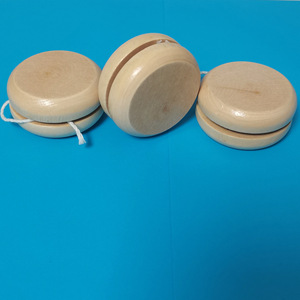 Jouets <span class=keywords><strong>Yo</strong></span>-<span class=keywords><strong>yo</strong></span> en bois massif naturel pour améliorer la coordination œil-main – Jouet interactif en bois - Product Image 4