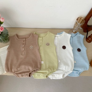 Wholesale Cotton Baby Rompers Bales <b>Short</b> Sleeve <b>Onesies</b> With Fun Prints For Infants Size 3 To 24 Months - Product Image 4