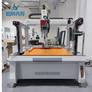 Nouvelle machine de soudage laser automatique à haute précision pour batteries lithium-ion, à fibre optique, pour ligne d'assemblage de batteries de stockage d'énergie solaire - Product Image 1