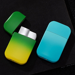 Vente en gros de mini <span class=keywords><strong>briquet</strong></span> coupe-vent de grande valeur, design classique gonflable de couleur dégradée à la mode, cadeau parfait pour un petit ami - Product Image 1