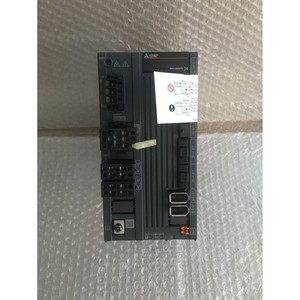 Controlador de Servomotor Mitsubishi MR-J4W2-44B 400V, Control Vectorial, IP20, Hecho en Japón - Product Image 4