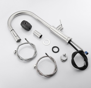 <span class=keywords><strong>Robinet</strong></span> de <span class=keywords><strong>cuisine</strong></span> moderne en acier inoxydable 304 brossé sur mesure avec douchette extractible <span class=keywords><strong>flexible</strong></span> pour quincaillerie de salle de bain - Product Image 5