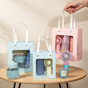 Set Regalo Promozionali e Aziendali in Stock, Personalizzabili con Logo, Set Regalo di Natale di Qualità per San Valentino per Signore - Product Image 1