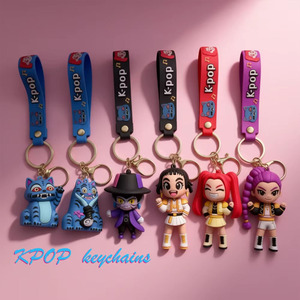 Llavero <span class=keywords><strong>de</strong></span> PVC Personalizado <span class=keywords><strong>de</strong></span> 7.5cm con Diseño 3D del Equipo <span class=keywords><strong>de</strong></span> Cazadoras <span class=keywords><strong>de</strong></span> Demonios, Regalo Moderno, Suministro al por Mayor - Product Image 1